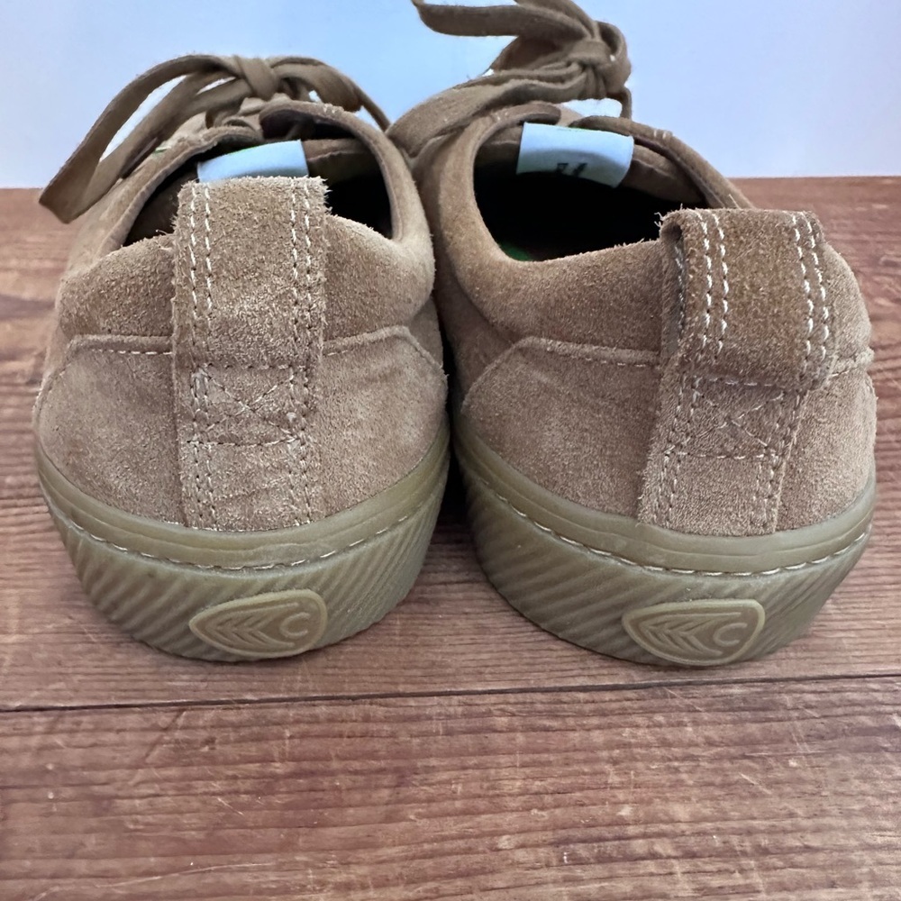 Unisex brown suede Cariuma Skate board Sneakers - Picture 6 of 9